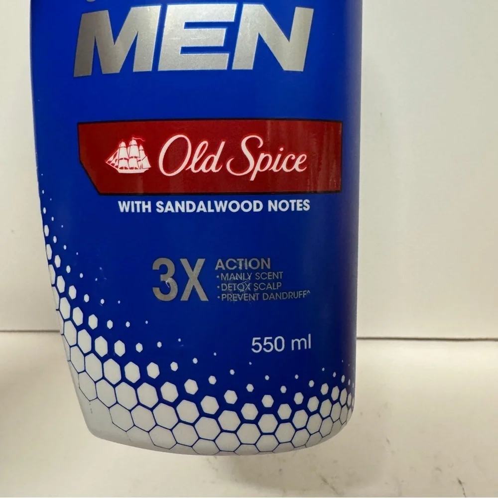 Head & Shoulders Men Anti Dandruff Old Spice Sandalwood Notes Shampoo 550ML